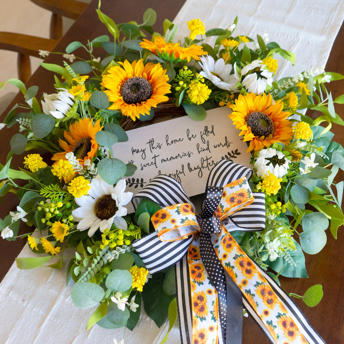 24" Sunflower Daisy Wreath with Welcome Sign & Bow
